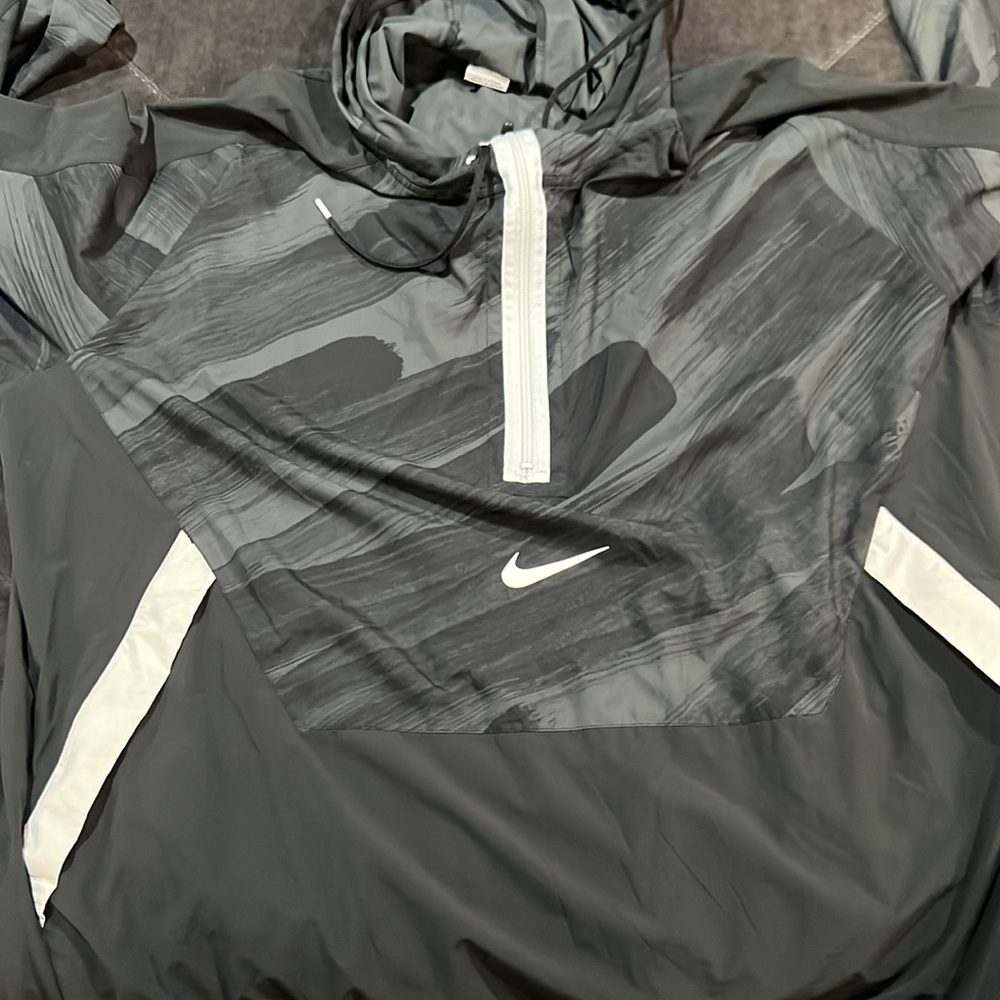 2xl Nike track hoodie quarter zip
